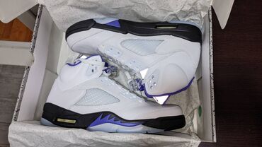 zimska obuca na akciji: Na prodaju nove i originalne patike🏷️ ◾Air jordan 5 veličina:44