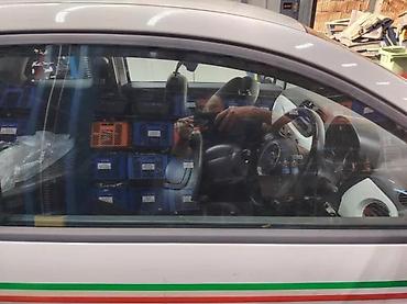 lancia ypsilon 2005: Fiat 500 desno staklo. Fiat 500 desno stakloOriginalni delovi Moguca — 2