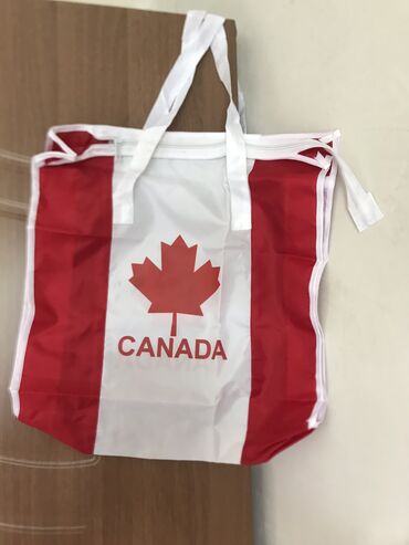 Отдам даром: Меняю новую в упаковке сумку Канада 🍁 на 2 банки сгущеного молока 3