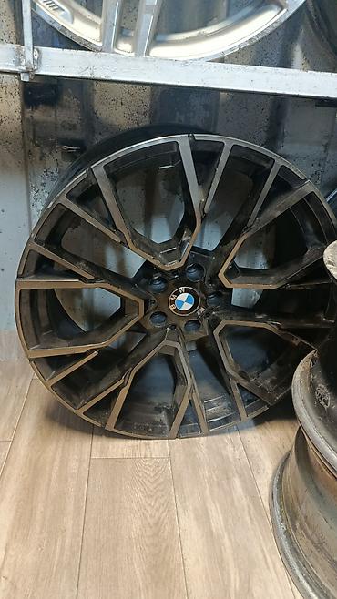 e34 4 4: Литые Диски R 20 BMW, Комплект, отверстий - 5, Б/у — 3