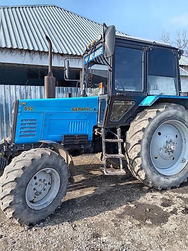 Traktorlar: Belarus 892 traktor - Model: Belarus 892 (MTZ 892) - Rəng: mavi/qara — 9
