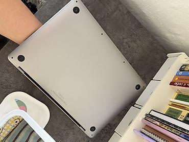 Ноутбуки Apple (MacBook): Для программирования, Б/у, Apple M1 Pro, ОЗУ, RAM: 16 ГБ — 4