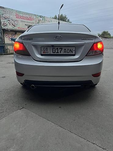 pajero 4: Hyundai Solaris: 2013 г., 1.6 л, Автомат, Газ, Седан — 6