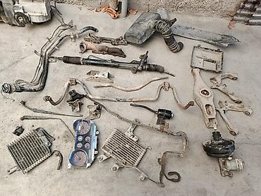 Панели, обшивки: Митсубиси паджеро 3 дизель 3.2 только запчасти те которые на фото — 1