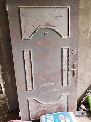 standard qapi olculeri: Giris qapisi 2/1m
100azn qiymet sondur
Bulbule 3343 leli — 1