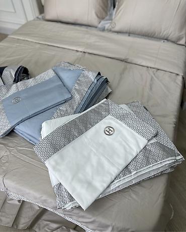 Комплекты постельного белья: Комплекты для спальни: постельное бельё, покрывала и подушки цена от — 2