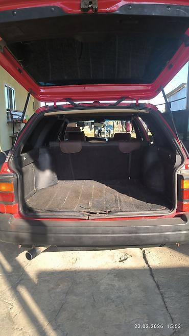 Volkswagen: Volkswagen Passat Variant: 1989 г., 1.8 л, Механика, Бензин, Универсал — 6