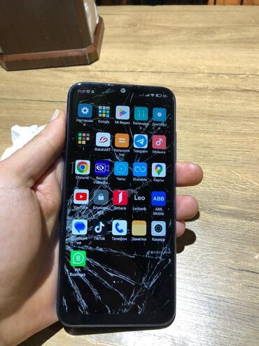 ekrani sinmis telefonlar: Xiaomi Redmi 8, 64 GB, rəng - Göy, 
 Sensor, Barmaq izi, İki sim kartlı