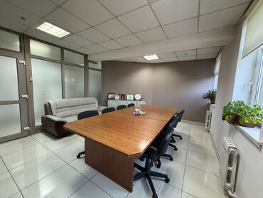 Офисы: Сдаю Офис, 220 м², В административном здании, 1 линия, С оборудованием, С отдельной кухней — 13
