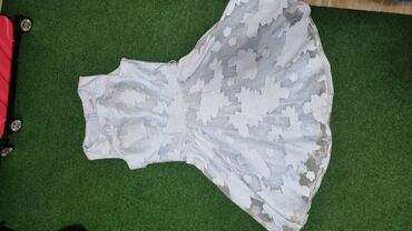 haljine sa nojevim perjem: L (EU 40), color - White, Evening, Short sleeves