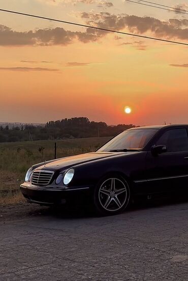 Mercedes-Benz: Mercedes-Benz E-Class: 2001 г., 3.2 л, Автомат, Бензиновая, Седан — 6