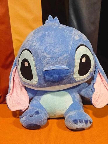 Plišane igračke: Stitch plisani stitch od 1m imamo ih u sledecim dimenzijama: 35cm- — 10