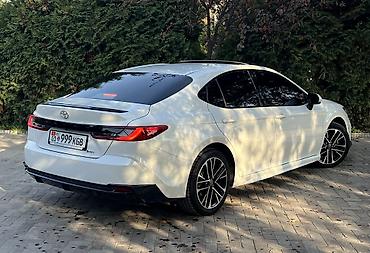 prius 2005: Toyota Camry: 2025 г., 2 л, Вариатор, Гибрид, Седан — 5