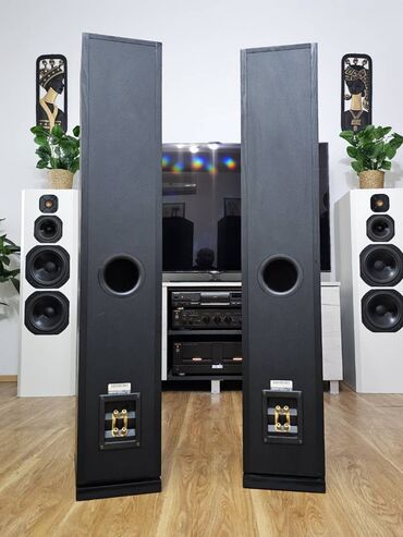 Zvučnici i stereo sistemi: Jamo podnostojeće Hi‑Fi zvučne kutije – 3‑sistemske, bass‑refleks - — 8