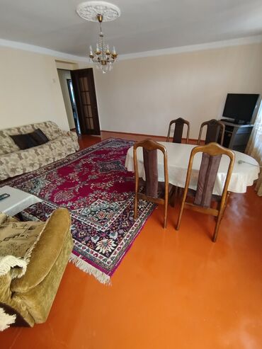 Uzunmüddətli kirayə mənzillər: Astara şəhərinin Heydər Əliyev prospektində tam təmirli 3 otaqlı — 1