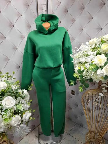 Gornji i donji deo: Termo komleti 3500 din — 10