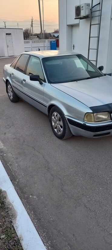 Audi: Audi 80: 1992 г., 2 л, Механика, Бензин, Седан