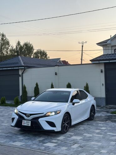 тайота приус v: Toyota Camry: 2019 г., 2.5 л, Автомат, Бензин, Седан