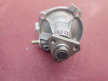 toledo ručni rad: Ulozak vodena pumpe Lada 7, Lada 2121,21213,21214 Niva br.1. Novo — 3