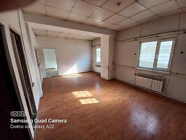Аренда складов и мастерских: Сдается офис. 294м кв. 600с. кв.м Находится на первой линии по Ден — 4