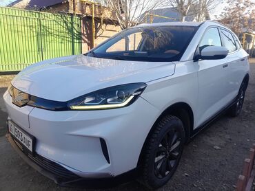 Другой электротранспорт: Электромобиль кроссовер (белый кузов) Основные особенности: - — 3