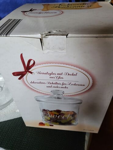 Ostalo posuđe: Bombonijera nova veca,staklena Nemacka. Nova,sve na njoj odsjaj od — 18