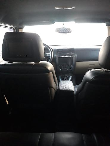 hummer h3 ehtiyyat hisseleri: Hummer H3, ağ rəng, off-road üçün təkmilləşdirilmiş komplektasiya — 6