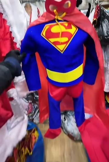 Карнавальные костюмы: Новогодние карнавальные костюмы - Дед Мороз: роскошные красные шубы с — 20