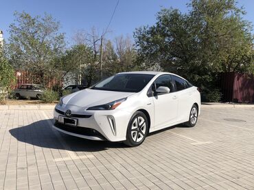 машины за 6000 долларов: Toyota Prius: 2022 г., 1.8 л, Автомат, Гибрид, Хэтчбэк