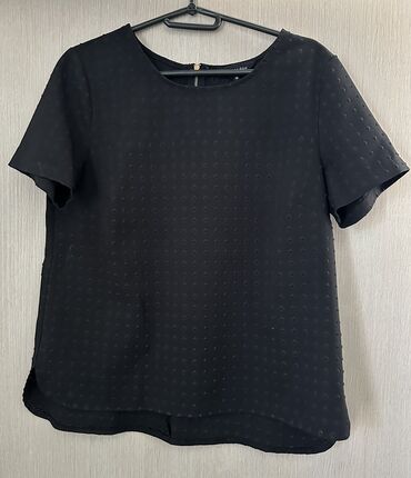 pull and bear šuškavac: M (EU 38), color - Black