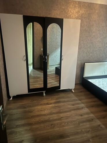 угловой шкаф в гостиную: Açılan, 4 qapılı Düz dolab, Şifonyer