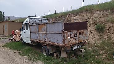 света диоты: Mercedes-Benz : 1995 г., 2.9 л, Механика, Дизель, Фургон — 3