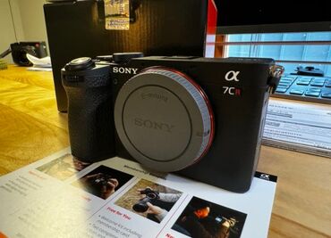 Sony A7c R - and x2 new lenses: FE 50mm G and FE
28mm FE