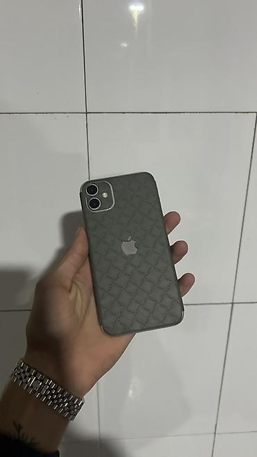 iphone 11 black: IPhone 11, Qara — 1