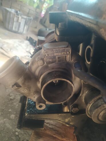 Turbo və turbonun kartricləri: Bmv M51 2.5 dizelin turbosudu 5 gundur icinin karterin yigdirmisam