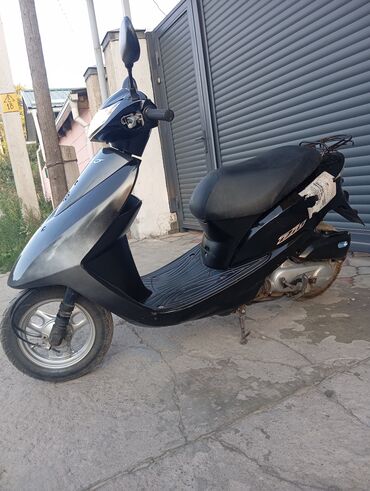 мотоциклы и мопеды: Скутер Honda, 50 куб. см, Бензин, Колдонулган