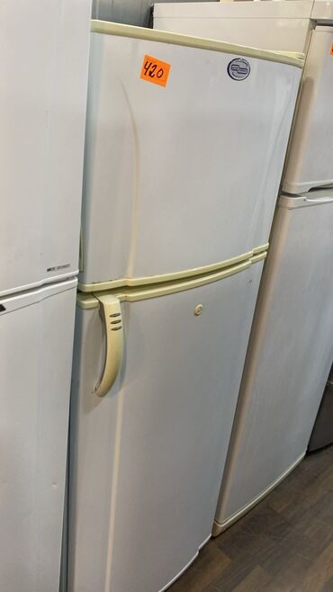 Soyuducular: 2 qapılı Indesit Soyuducu Satılır lalafo.az -da Soyuducular: 2 qapılı Indesit Soyuducu Satılır