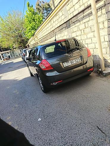 Kia: Kia Ceed: 1.4 l | 2010 il Hetçbek — 3