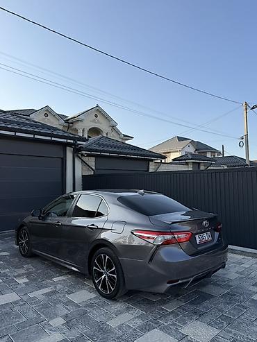 corolla 2022: Toyota Camry: 2020 г., Автомат, Седан — 9