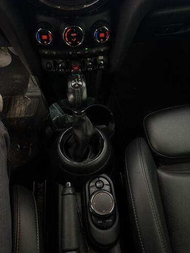 Mini: Mini Mini Cooper (2002-Present): 2019 г., 1.5 л, Автомат, Бензин, Хэтчбэк — 8