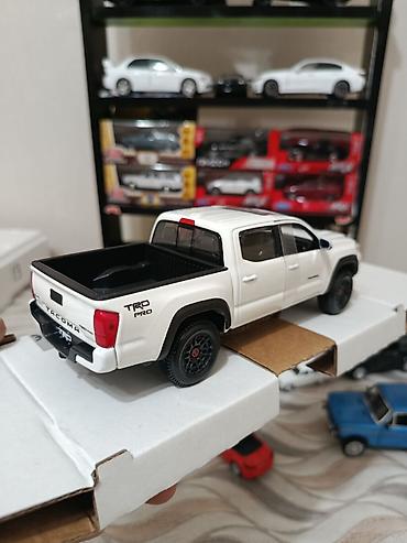 İncəsənət və kolleksiyalar: Maisto Special Edition kolleksiyası – 1:27 miqyaslı 2023 Toyota Tacoma — 6