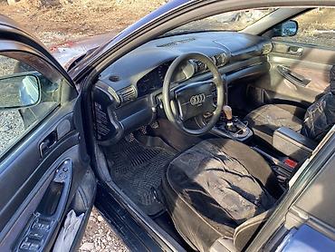 Audi: Audi A4: 1994 г., 1.8 л, Механика, Бензин, Седан — 10