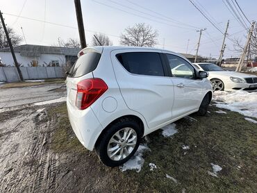 сниму авто: Chevrolet Spark: 2018 г., 0.1 л, Автомат, Бензин, Хэтчбэк