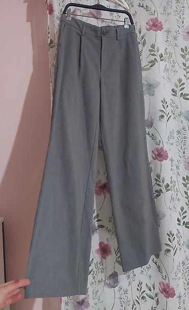 crni tech: Stradivarius Sive elegantne pantalone sa širokom nogavicom - Klasičan — 1