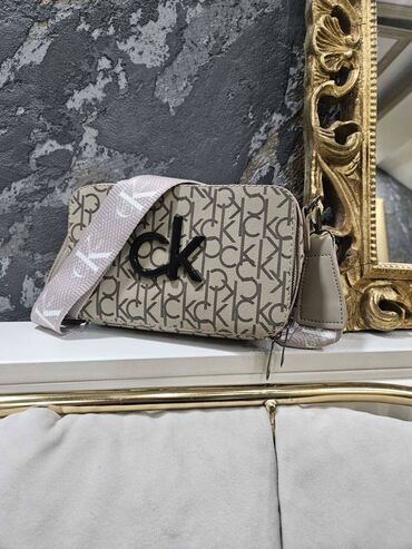 Torbe: Torba za rame, Materijal: Platno, Veštačka koža, Lakovana koža na lalafo.rs — 2 Torbe: Torba za rame, Materijal: Platno, Veštačka koža, Lakovana koža — 2