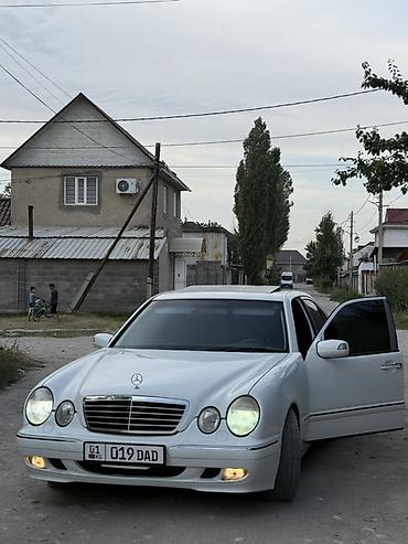 x class: Mercedes-Benz E-Class: 2000 г., 4.3 л, Автомат, Бензин, Седан — 2