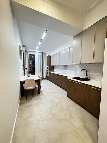 каинда квартиры: 4 комнаты, 175 м², Асанбай мкр Элитка, 5 этаж — 2