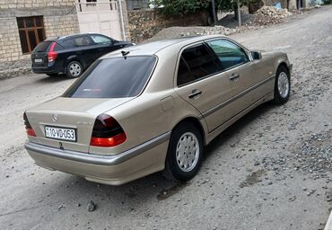 Mercedes-Benz: Mercedes-Benz C 200: 2 l | 1999 il Sedan — 18