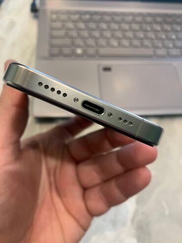 Apple iPhone: IPhone 15 Pro, 128 GB, Natural Titanium, Face ID — 6