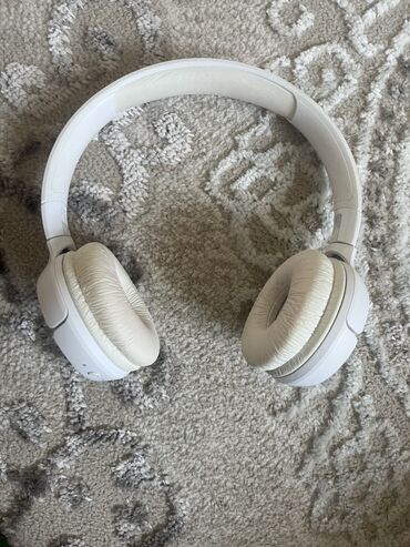 Наушники: Накладные, JBL, Б/у, Беспроводные (Bluetooth), Классические